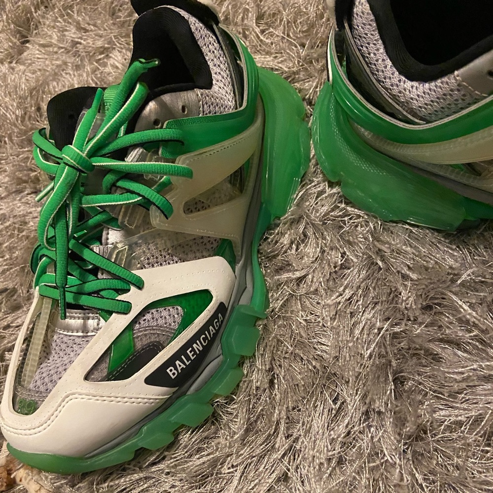 TRACK SNEAKER Sneakers green gray clear. I’m perfect condition!